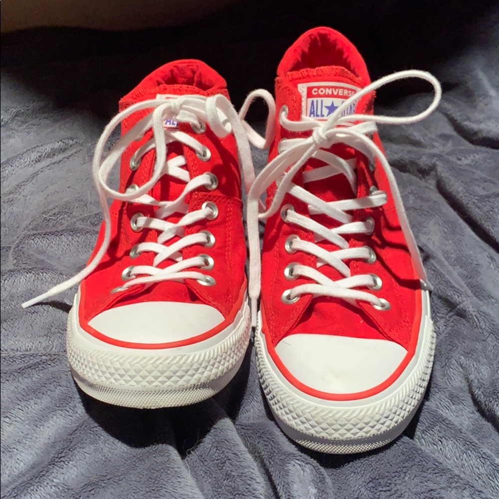 Red mid top converse